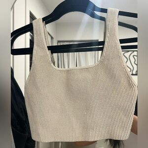 ❌SOLD❌ Aritzia Babaton Sculpt Knit Squareneck Cropped Tank